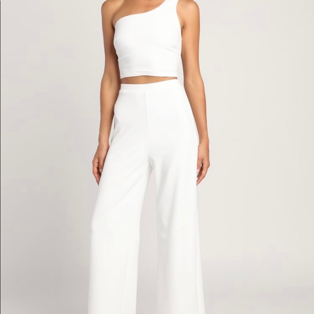 Lulu’s ivory one shoulder 2-piece body suit